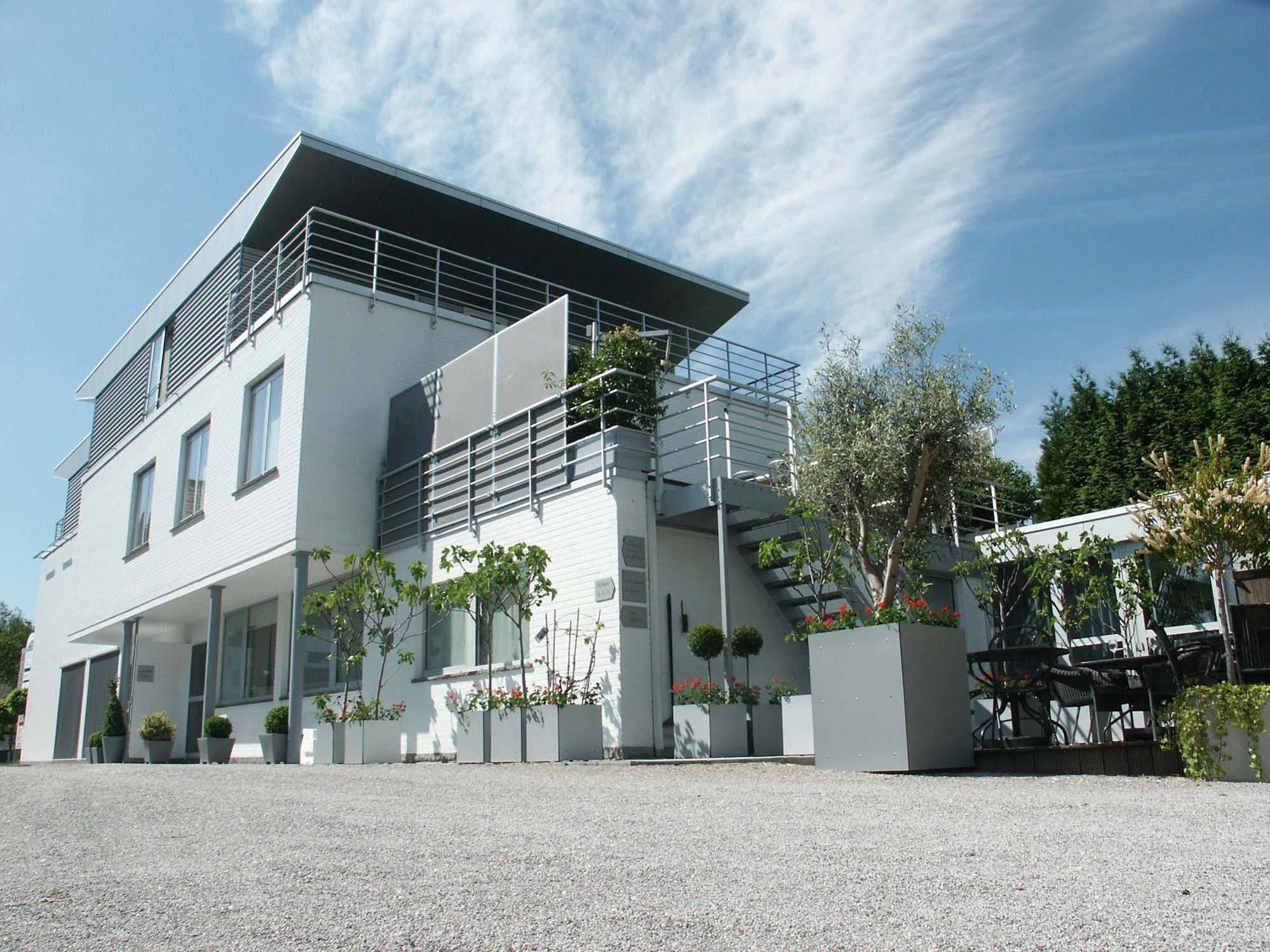 Hotel Vijfwegen Roeselare Exterior photo